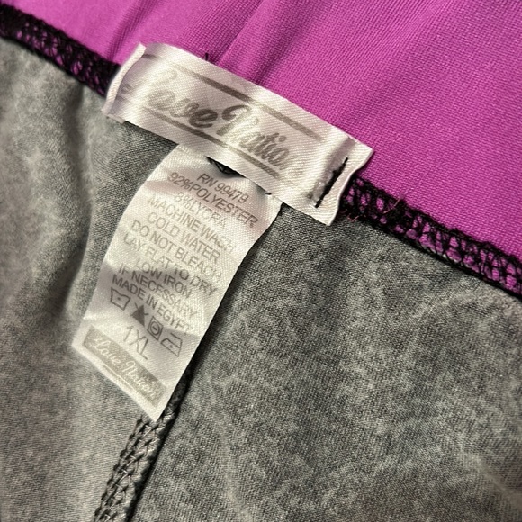 Size 1XL athletic capri pant - Picture 2 of 9